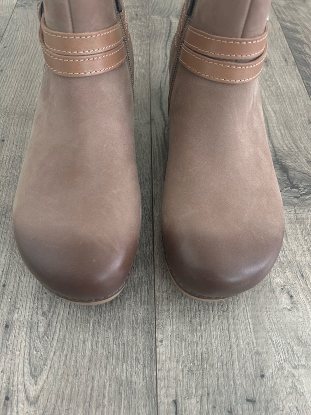 Dansko Brook Leather Clog Ankle Boots Clog Size EU 39, U.S. 8.5 - 9 - Picture 7 of 12